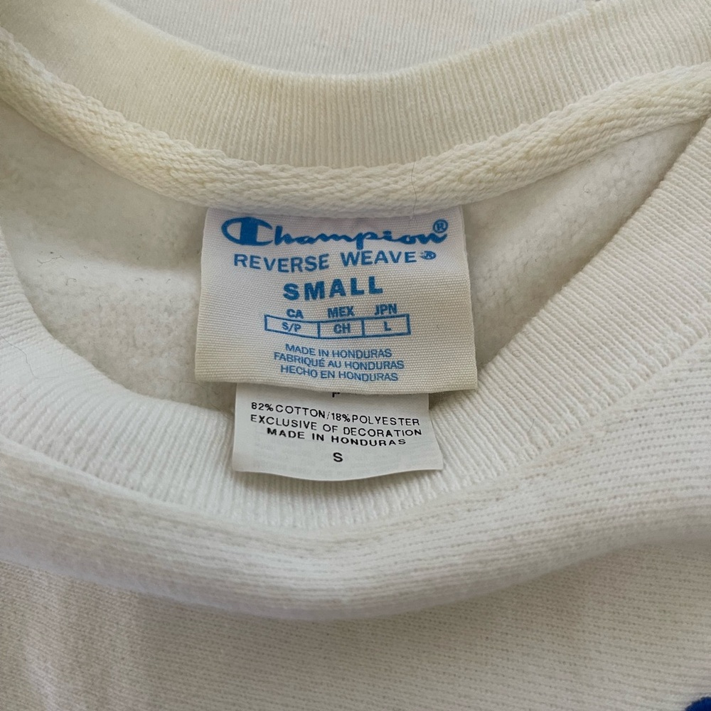 White champion crewneck - Picture 3 of 4